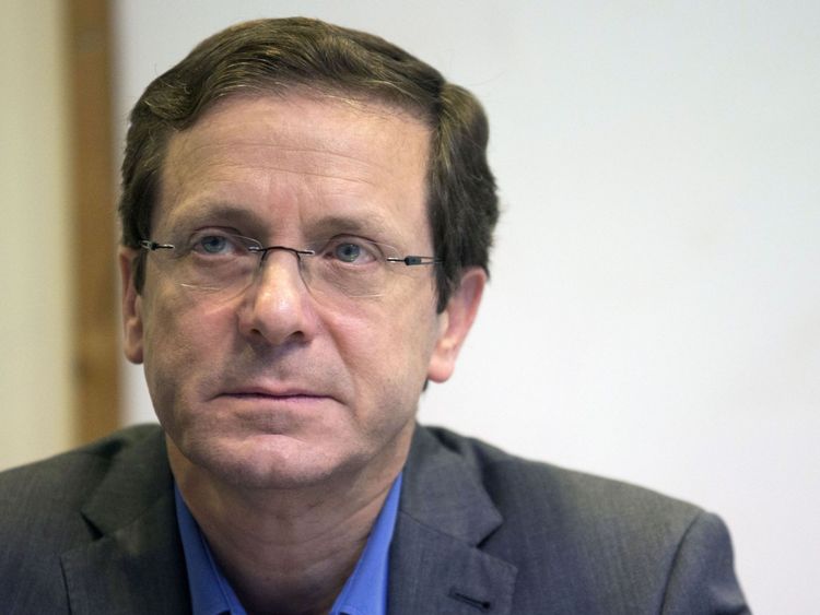 Israeli co-leader of the Zionist Union party and Labour Party&#39;s leader, Isaac Herzog listens during a joint press conference at the party headquarters in the Israeli coastal city of Tel Aviv on March 18, 2015 a day after the country&#39;s general election. After a closely-fought campaign, Israeli Prime Minister Benjamin Netanyahu&#39;s