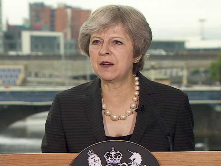 Theresa May objects to EU&#39;s stance on Northern Ireland border post-Brexit
